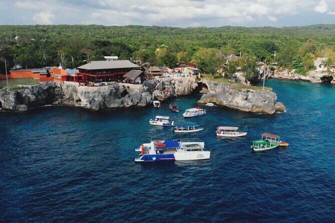Bamboo River Rafting with Negril Ricks Cafe Visit - Stop 2: Negril and Margaritaville on Seven-Mile Beach