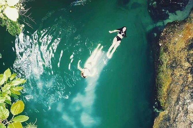 Blue Hole Mineral Spring, Seven Mile Beach, Ricks Cafe/ Shopping Private Tour - Key highlights worth the time