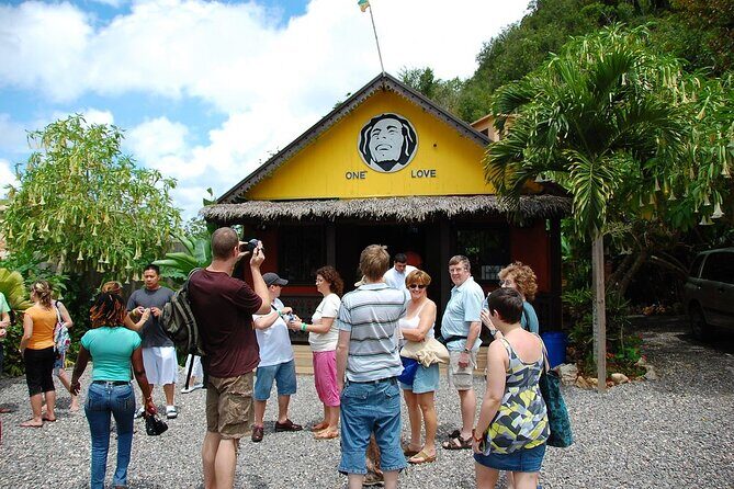 Bob Marley Nine Miles, sightseeing and local food and fruit stop - Price and value: is $125 a fair deal?