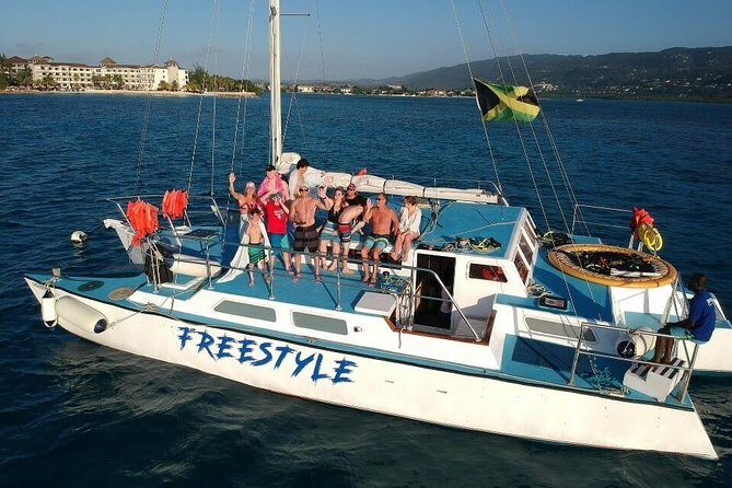 Catamaran, snorkeling & Dunn's River Falls - A Catamaran Plus Dunn’s River Falls, Without the Chaos