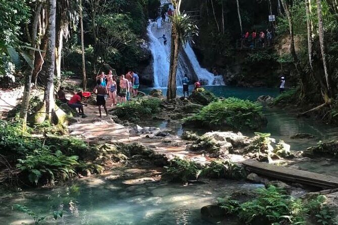 Dunn's River Falls and Blue Hole Tour Ocho Rios from Montego Bay - Dunn’s River Falls: What the Human-Chain Climb Really Means