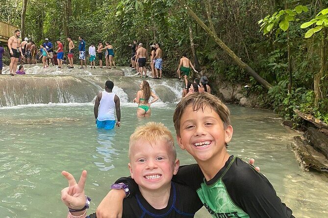 Dunn's River Falls Climb and Beach Include Entry Fee (ᵔᵕᵔ) - 600-Foot Staircase: What the Dunn’s River climb feels like