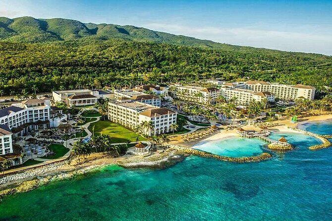 Montego Bay Airport Private Transfer to Montego Bay Hotels - How Pickup Works at MBJ (and Why It Helps)
