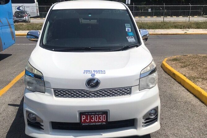 Montego Bay Airport Taxi to Princess Grand Jamaica Green Island - From Sangster Airport to Princess Grand Jamaica Green Island: Getting Started Right