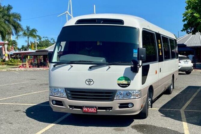 Montego Bay Airport Transfer to Resorts in Montego Bay - Getting From Montego Bay Airport to Your Resort, Without the Chase