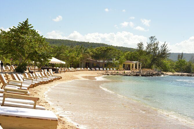 Montego Bay: Bamboo Beach Club with Lunch and Cocktails - Entertainment and reggae-style hospitality: the feel, the pacing, and the small surprises