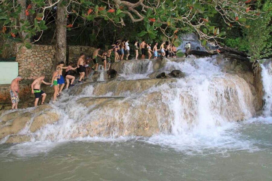 Montego Bay: Dunn's River Falls & Lunch at Bamboo Beach Club - Key Things I’d Circle First