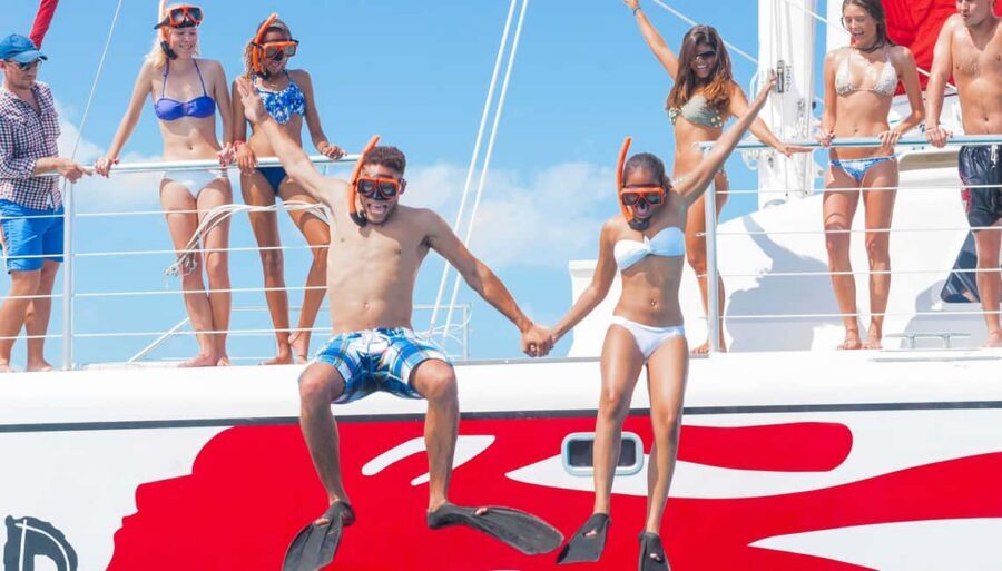 Montego Bay: Reggae Family Catamaran Cruise with Snorkeling - Marine Park Snorkeling: How the Stop Usually Feels