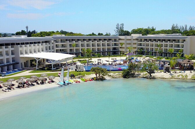 Negril Hotels Private Airport Transfer - The Air-Conditioned Ride to Negril (About 90 Minutes)