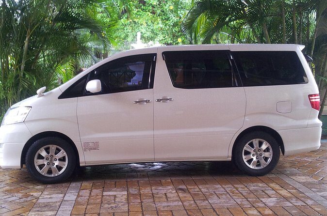 Negril Hotels Private Transfer - One-way versus round-trip: when each option makes sense