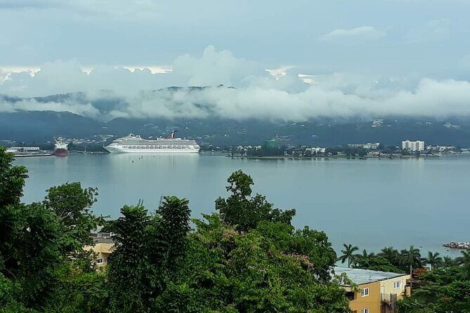 [PRIVATE] Montego Bay Highlights Tour - Lunch at Margaritaville: Your Choice, Your Budget