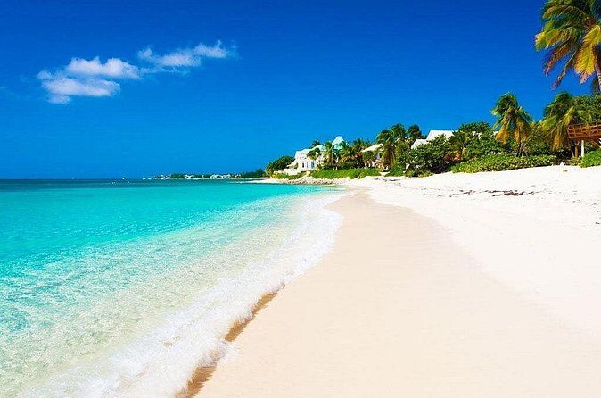 Private Negril Beach and Rick's Café from Montego Bay - Rick’s Café: reggae, sunset vibes, and cliff jumping as a spectator sport
