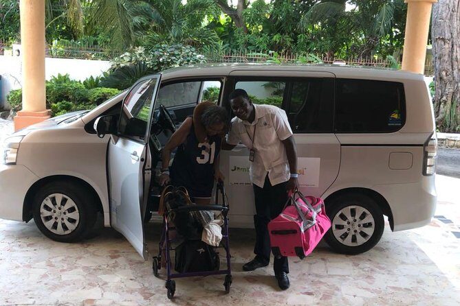 Private Round Trip Airport Transfers in and Around Montego Bay - Why this private transfer beats the taxi shuffle at Sangster