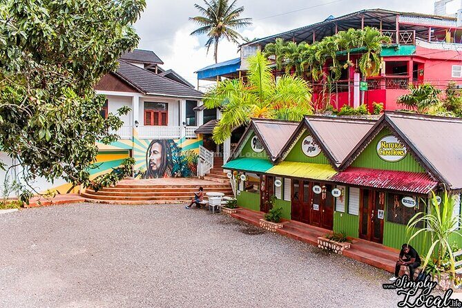 Private Tour Day-Trip Nile mile Bob Marley House With Admission - The guided walk: from Bob Marley’s mausoleum area to his home and studio