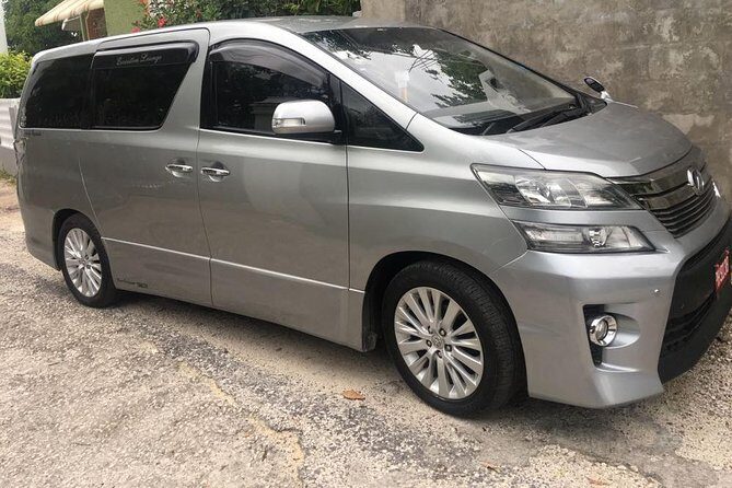 Private Transfers From Montego Bay Airport To Montego Bay - Key things you’ll notice right away