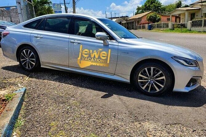 Private Transfers: Montego Bay Airport ↔ Runaway Bay Area - The return ride: assigned pick-up time and flight-ready planning