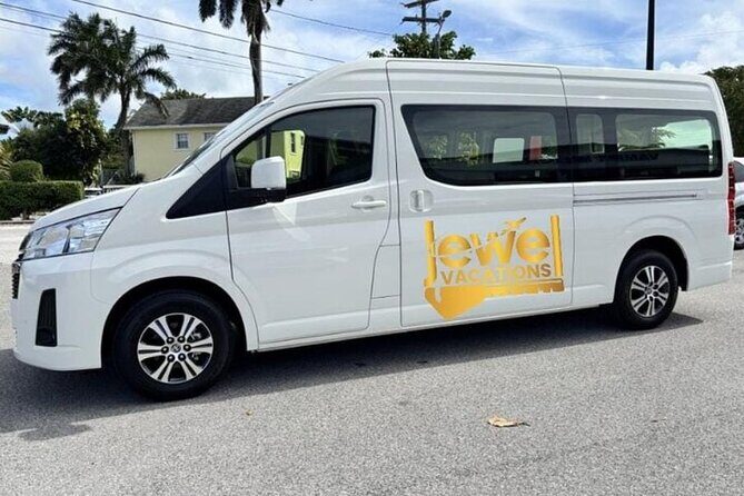 Private Transfers: Montego Bay Airport ↔ Runaway Bay Area - Private and just for your group: why that’s worth it