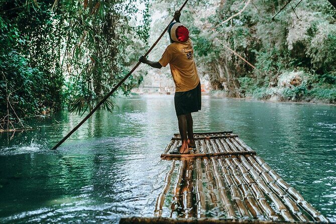 Rio Nuevo Bamboo River Rafting & Dunn's River Falls - Montego Bay pickup to Rio Nuevo: getting to the right kind of start