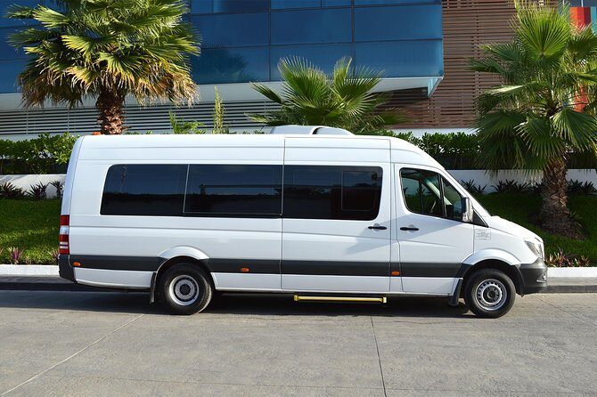 Shared Round-Trip Transfer: Montego Bay International Airport - Comfortable on Paper: A/C Minivan and Luggage Limits