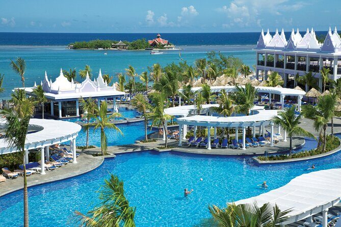 Transfer from/to Airport, Riu Reggae, Riu Montego Bay, Riu Palace - Air-Conditioned Comfort, Bottled Water, and a Safety First Attitude